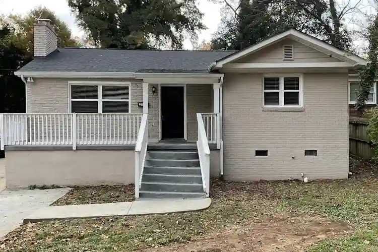 NEW LISTING AVAILABLE FOR RENT