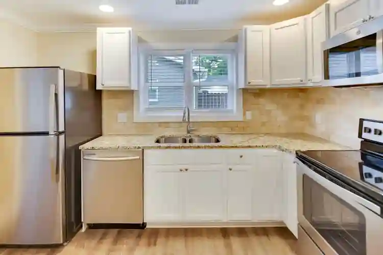 NEW LISTING AVAILABLE FOR RENT