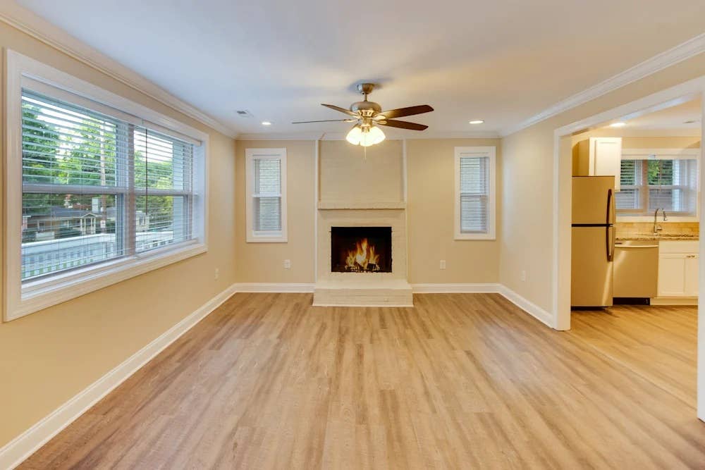 NEW LISTING AVAILABLE FOR RENT