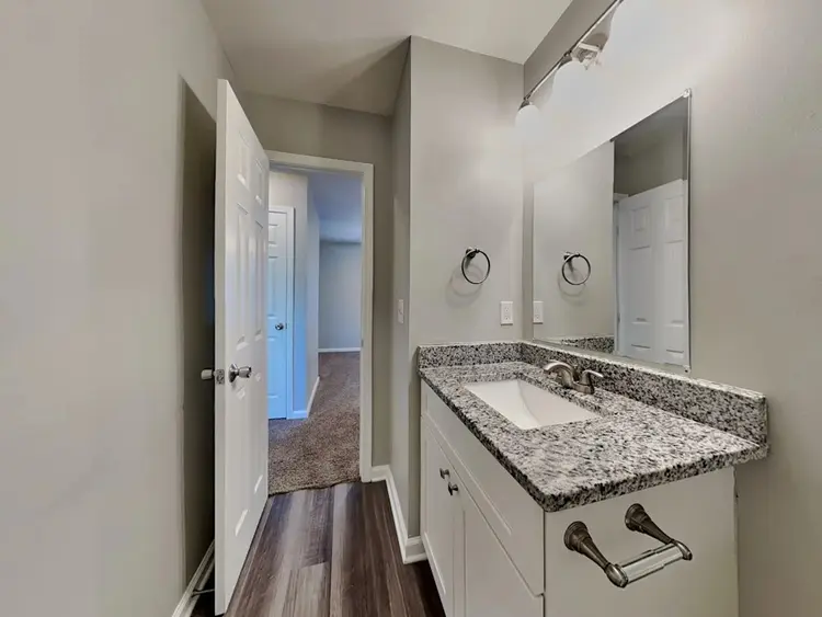 NEW LISTING IS AVAILABLE FOR RENT