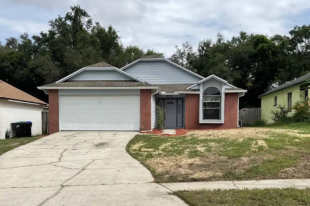 NEW LISTING AVAILABLE FOR RENT