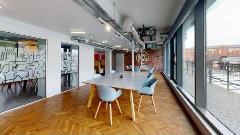 Available room for student