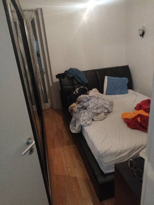 PRİSHTİNE MERKEZDE EV ARKADAŞI