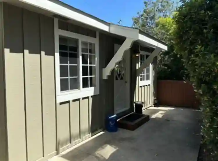 Corona Del Mar Room For Rent $