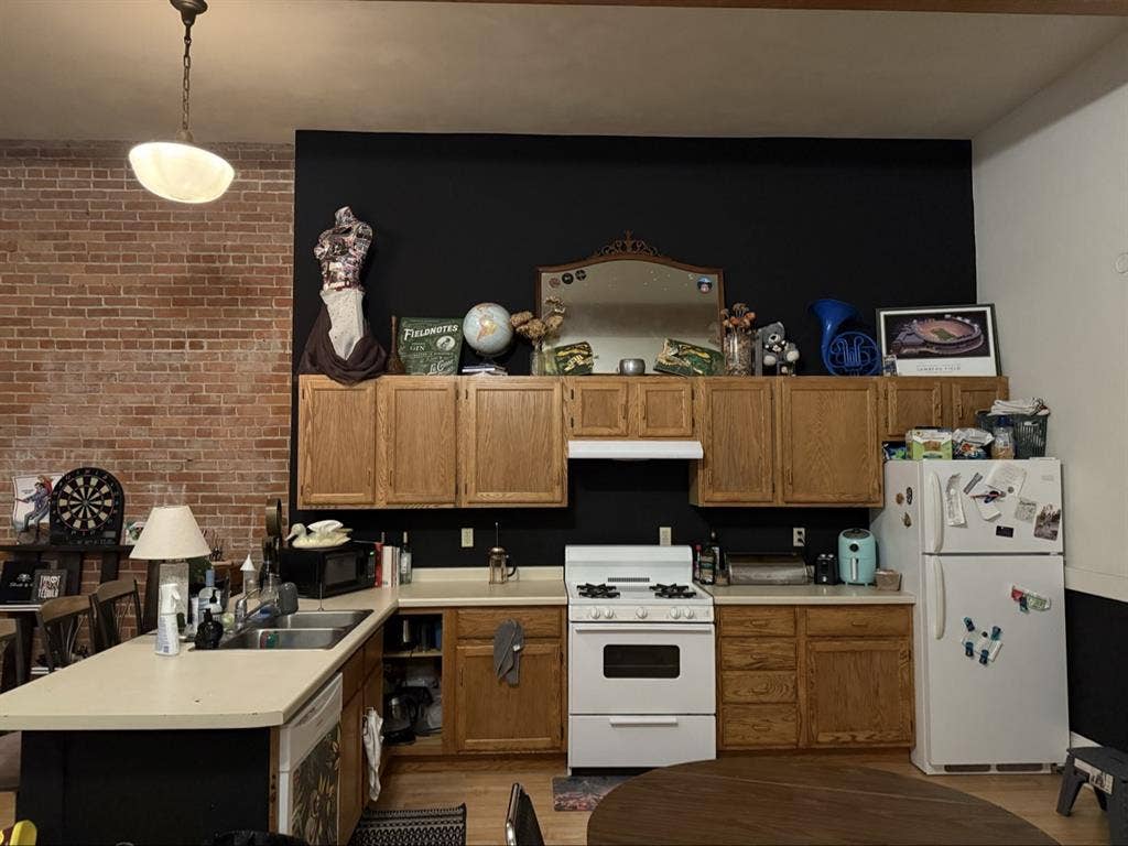 WINTER SUBLET -  people