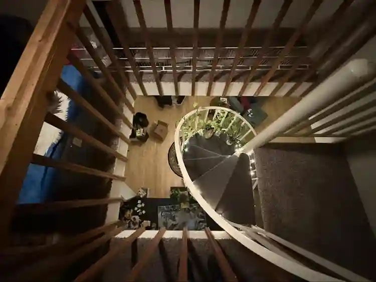 WINTER SUBLET - people