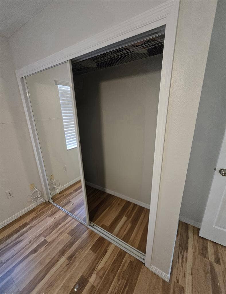 Room near the UTC Mall