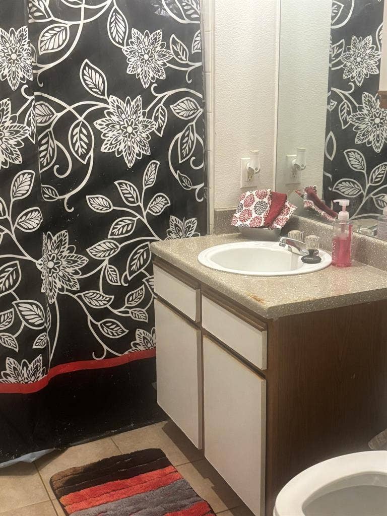 Enjoy ur space and make it ur own!