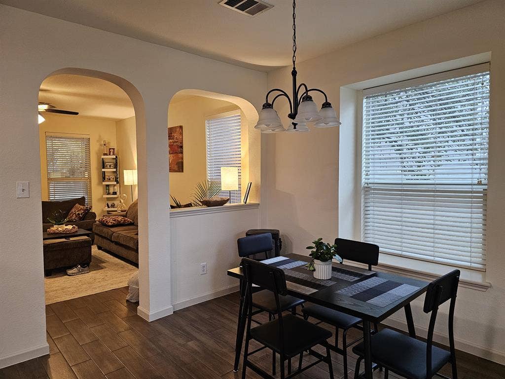 Room available in lovely house