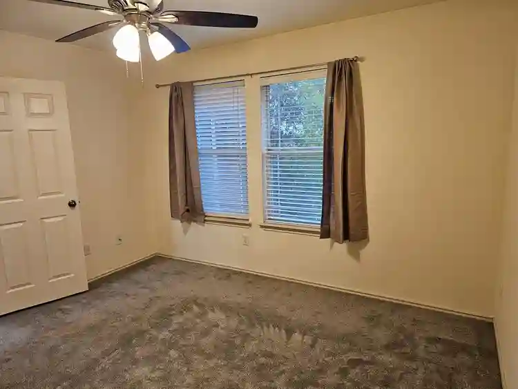 Room available in lovely house