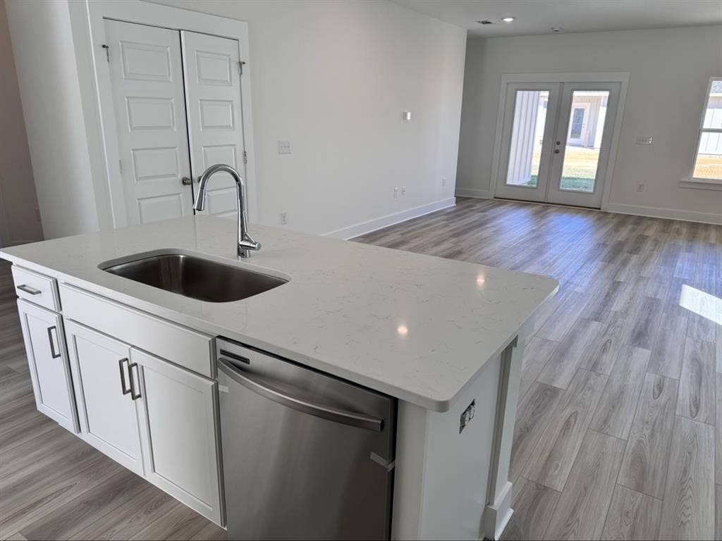 Master Room For Rent