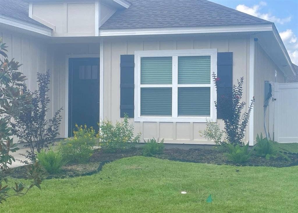 Master Room For Rent