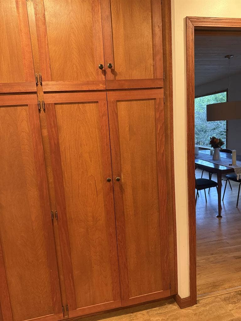 Flight crew only! Walk to gates