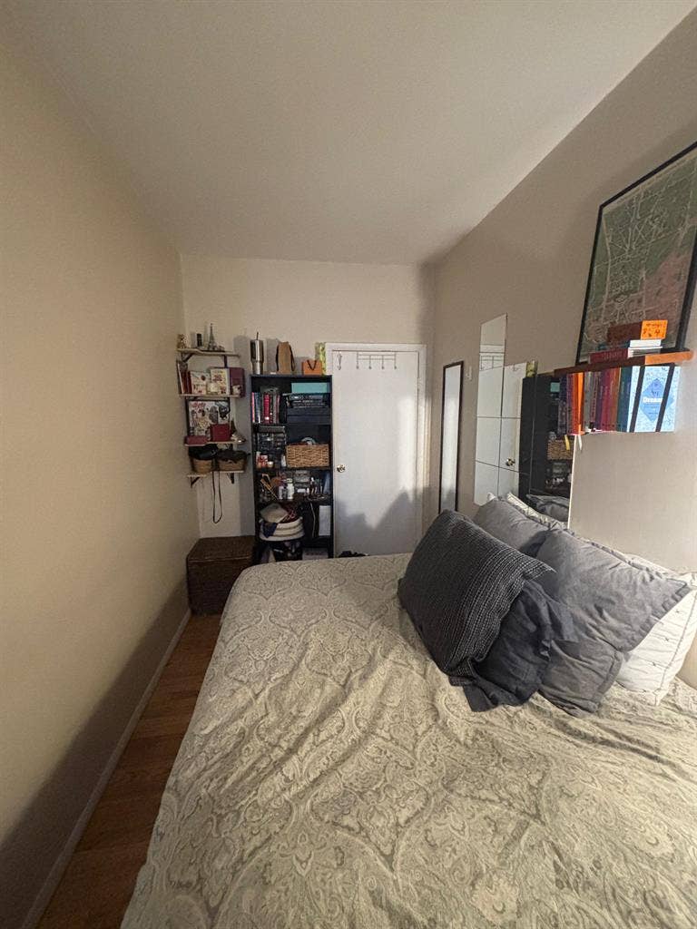 1 BR avail in  park ave/