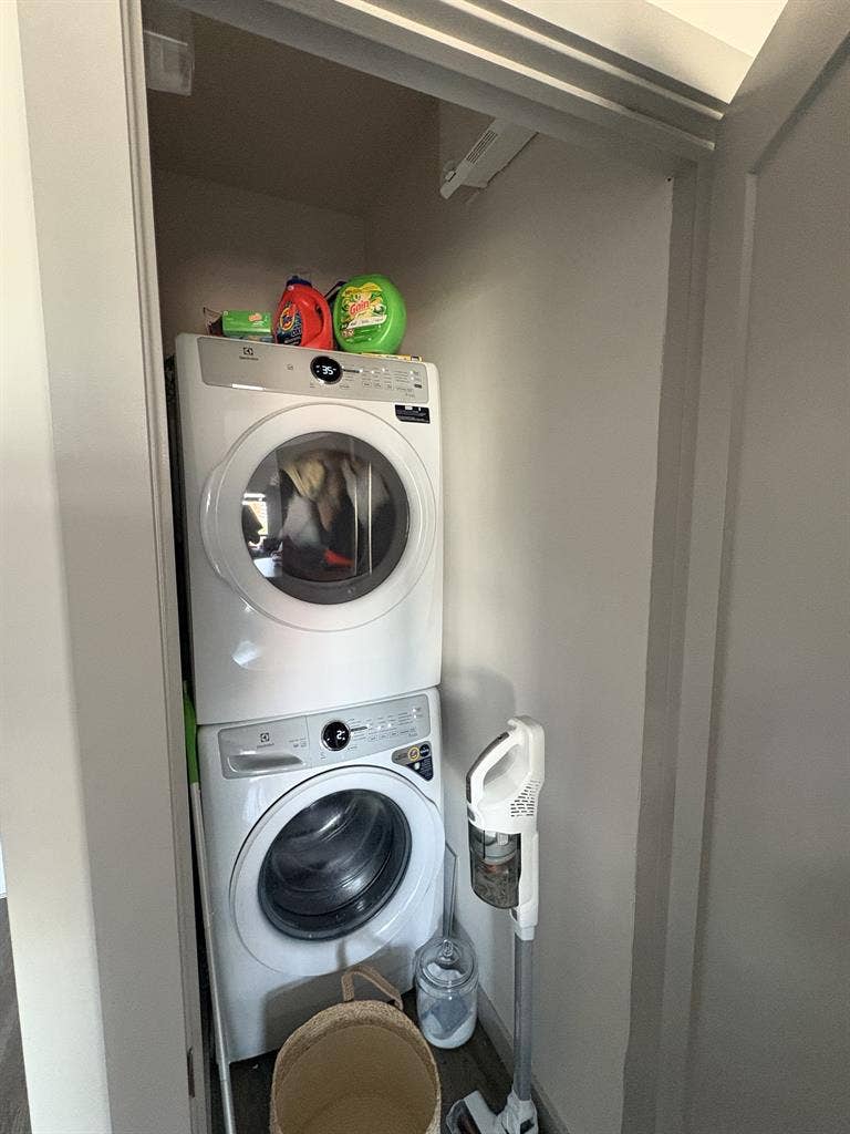 DISCOUNTED Spring Lease!