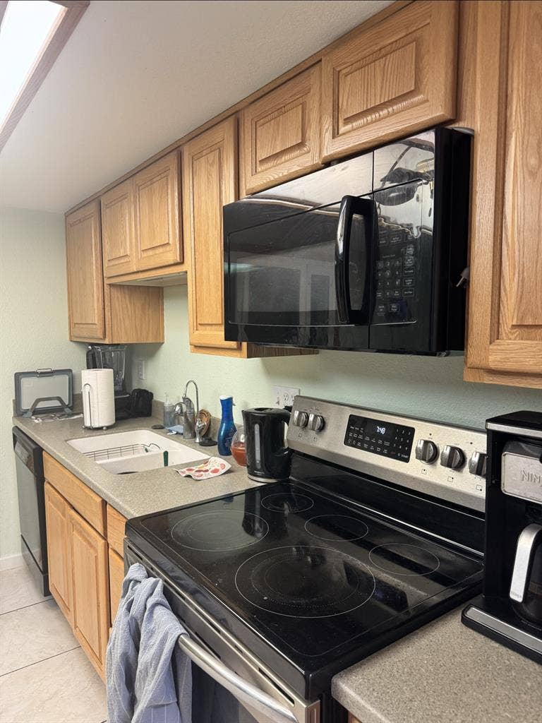 Room in quiet neighborhood