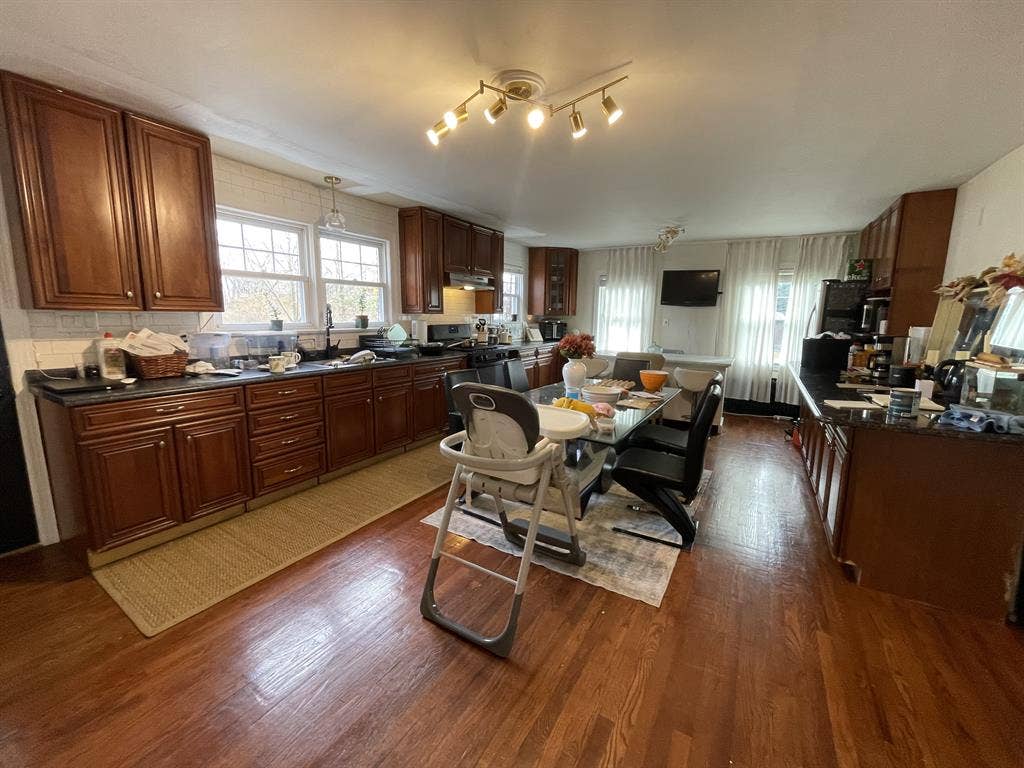 Private room for rent