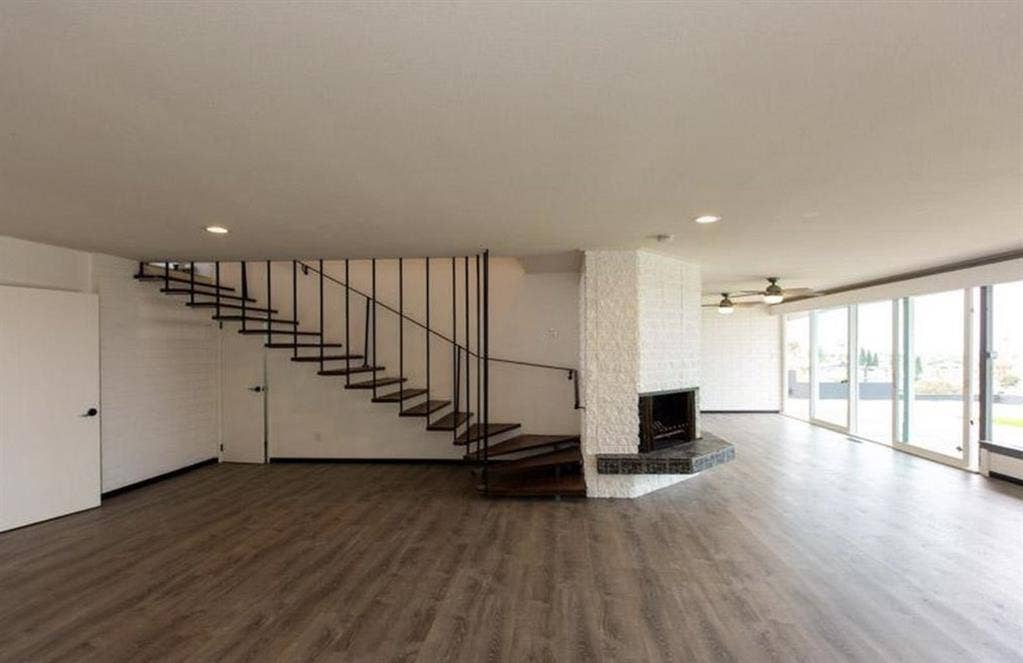 Roommate moving out due to work