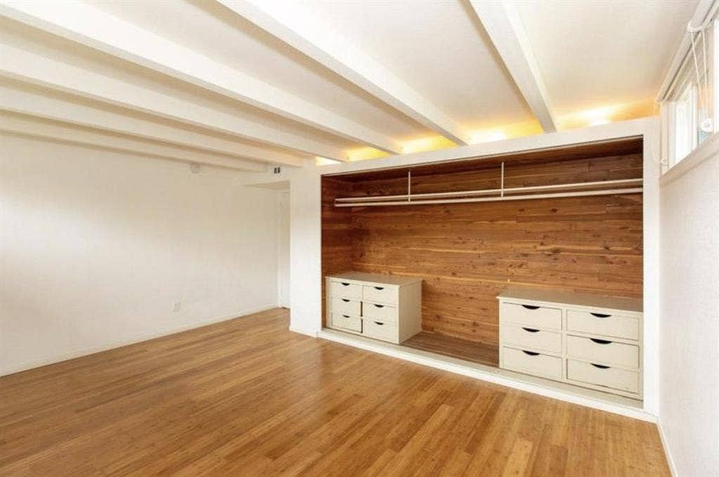 Roommate moving out due to work