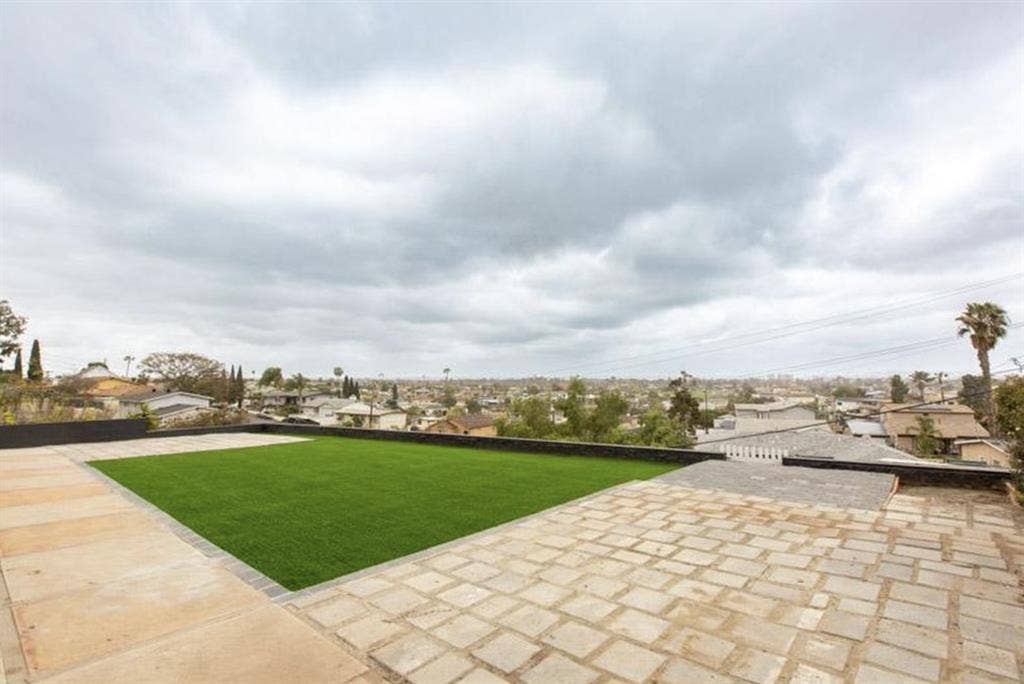 Roommate moving out due to work