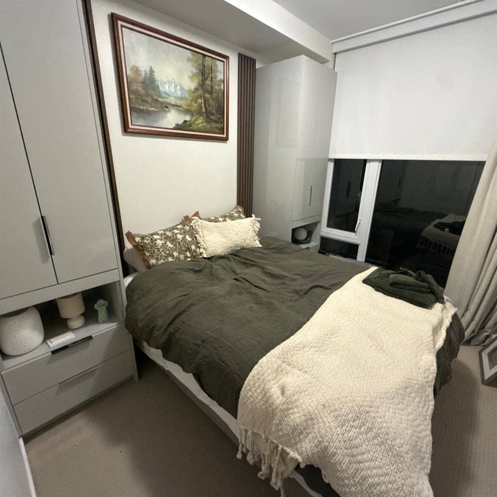 Short term room in 2 bed condo