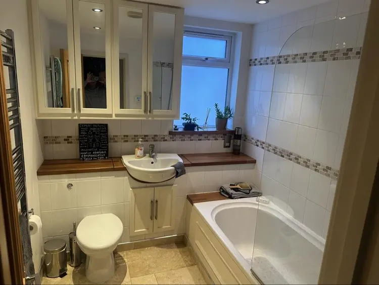 Double Bedroom in Southfields Grid