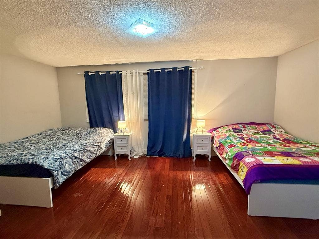 Private rooms for rent