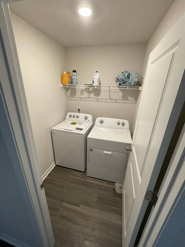 Roommate needed!