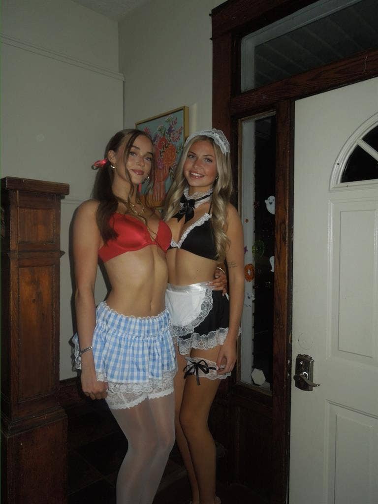 Looking for two female roommates