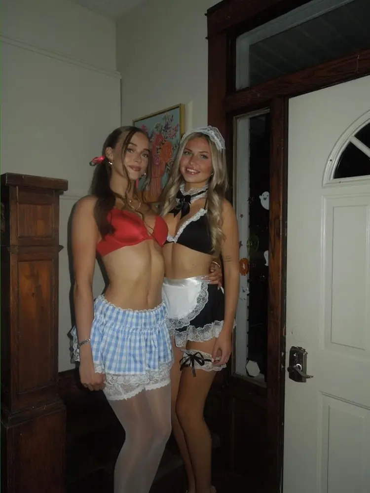 Looking for two female roommates