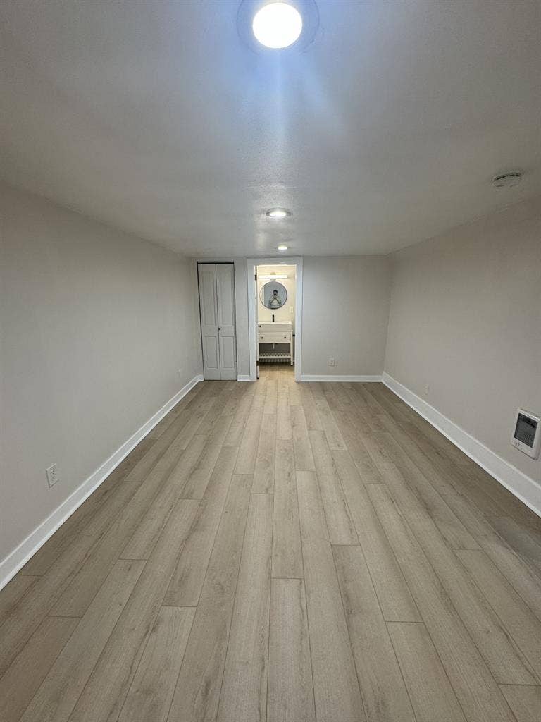 Pet-Friendly Room w/ Private Bath