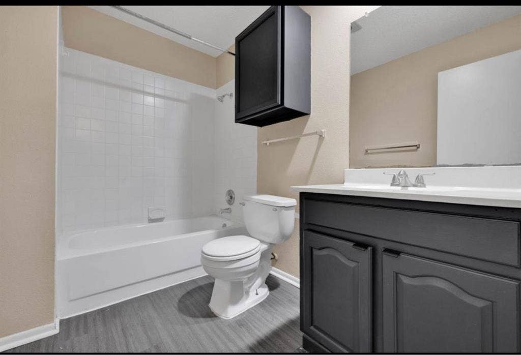 Nice and cozy room ready to move in