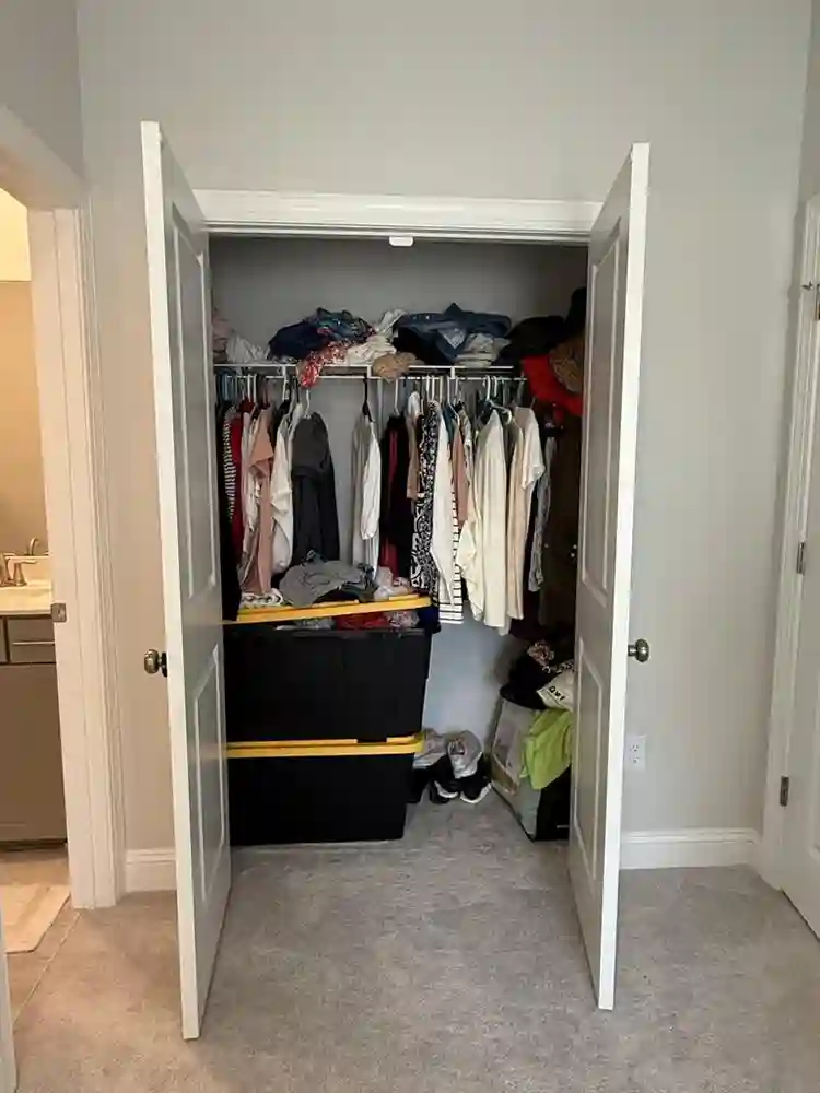 Private Room w/ private bathroom