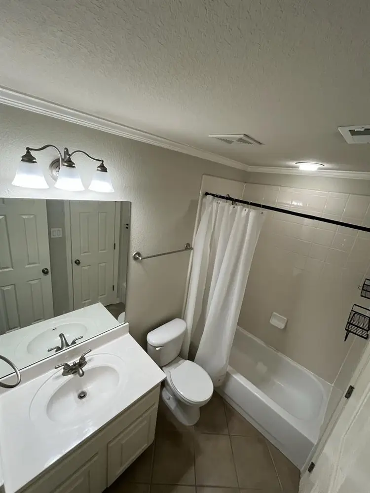 Room for Rent - utilities included