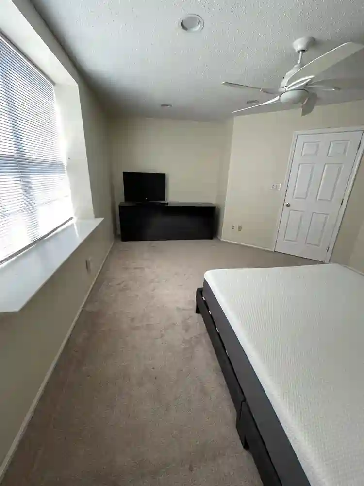 Room for rent in Marlboro NJ