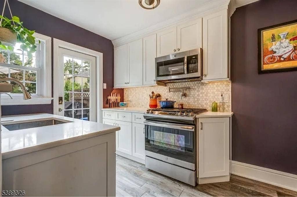 Need FEMALE Roommate Cranford NJ