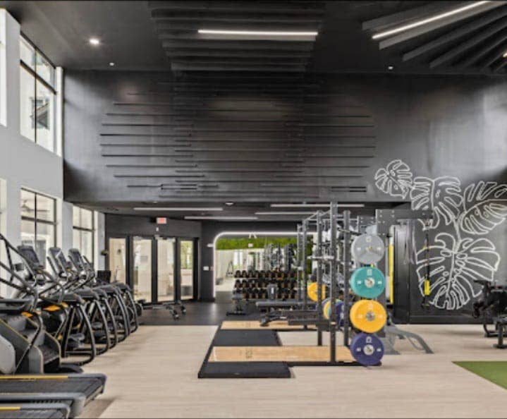 HABITACIÓN DISPONIBLE DOWNTOWN DORA