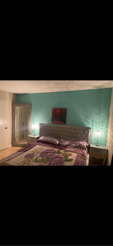 Private room private bath