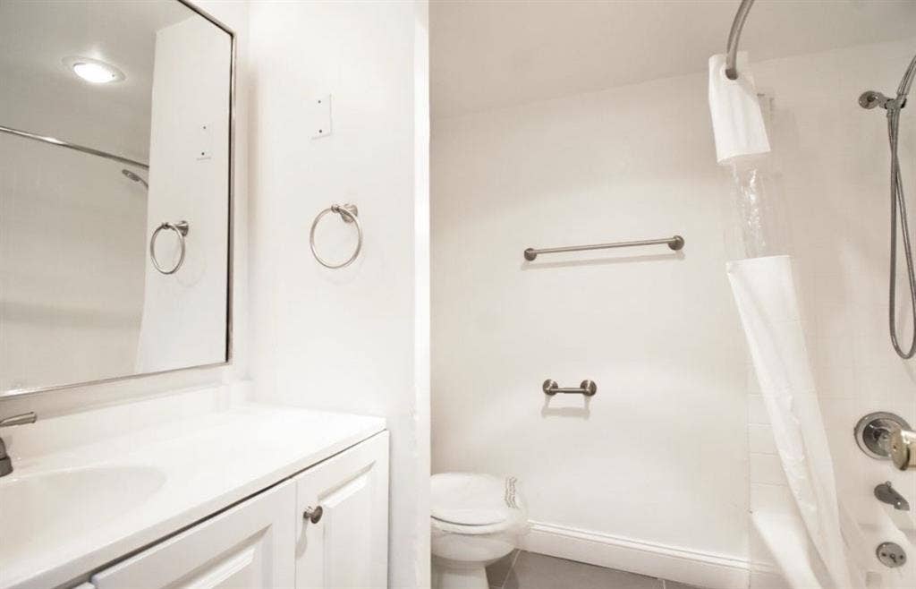 Roommate Needed for June 1!!