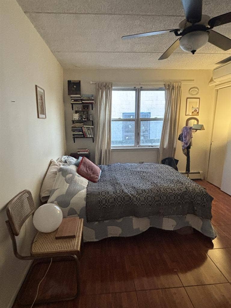 Bushwick room w private bath