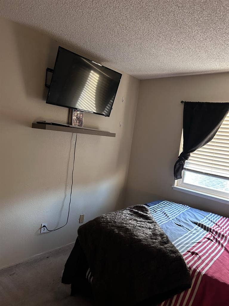 Furnished room for rent