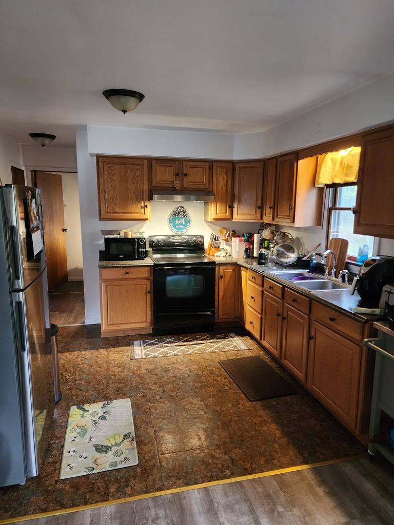 Bedroom near Lake Wallenpaupack