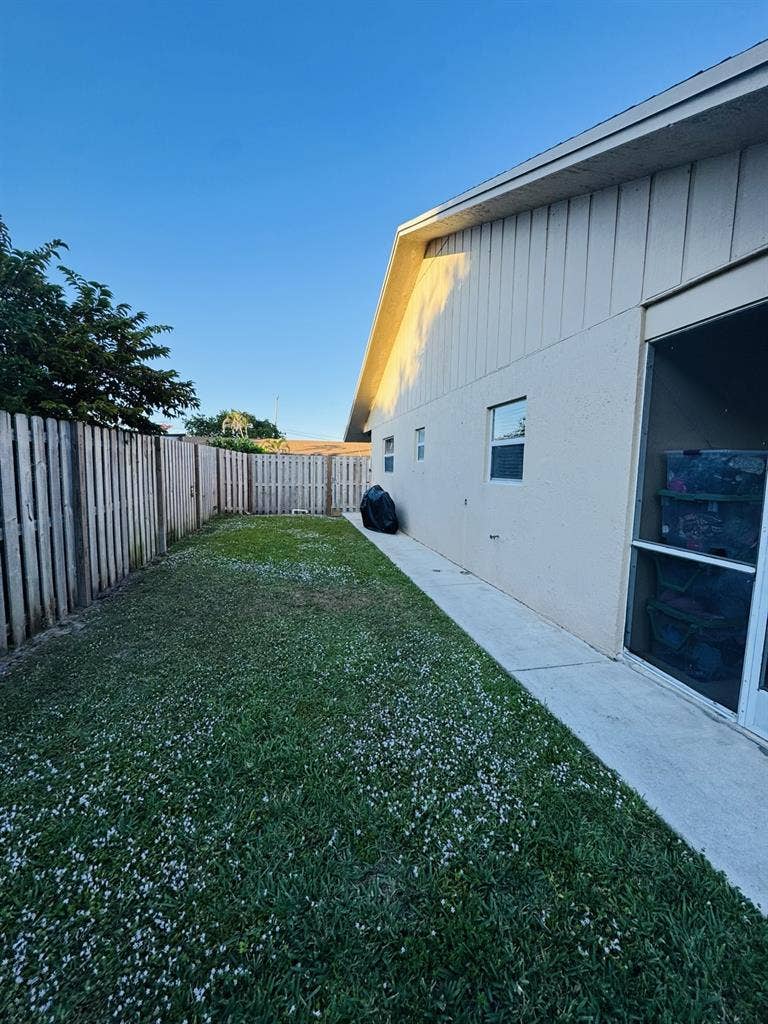 Private room w/bathroom near PGA