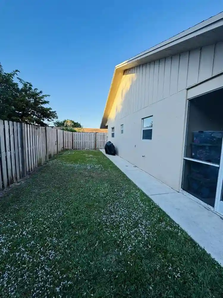 Private room w/bathroom near PGA