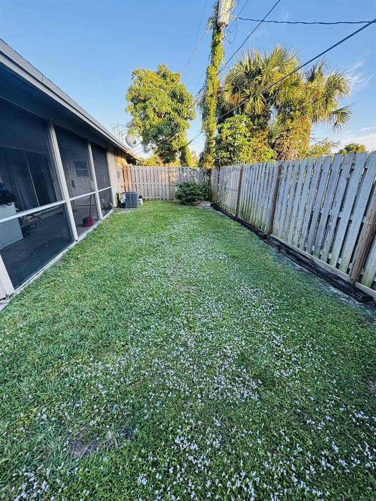 Private room w/bathroom near PGA