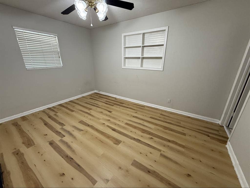 Prime Location Near UNF/Beaches