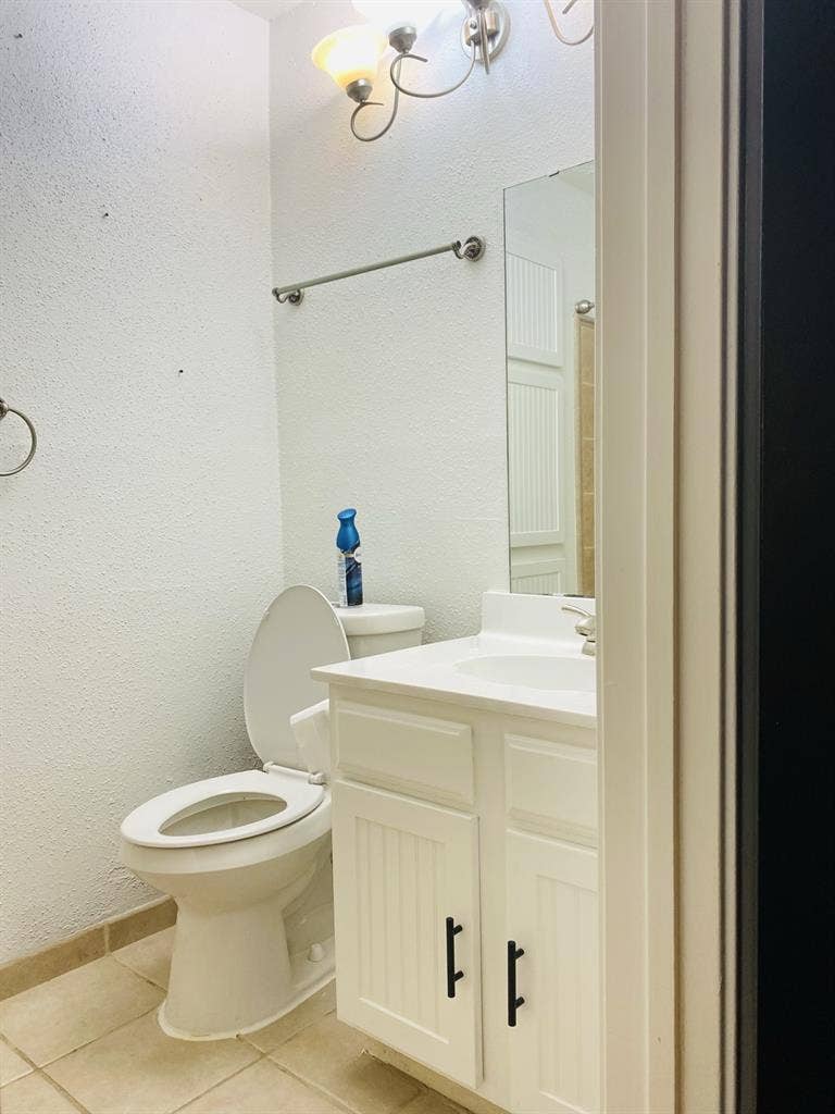 Renting a room in a clean house