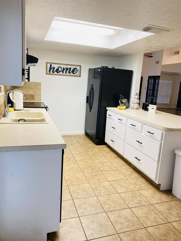 Renting a room in a clean house