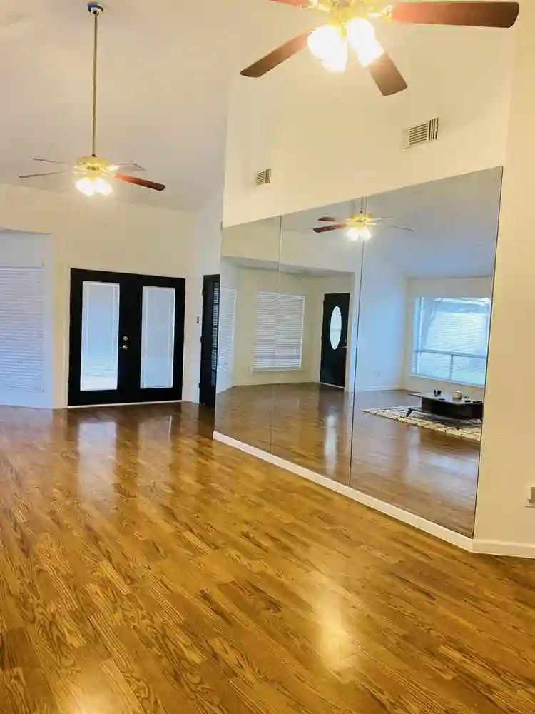 Renting a room in a clean house