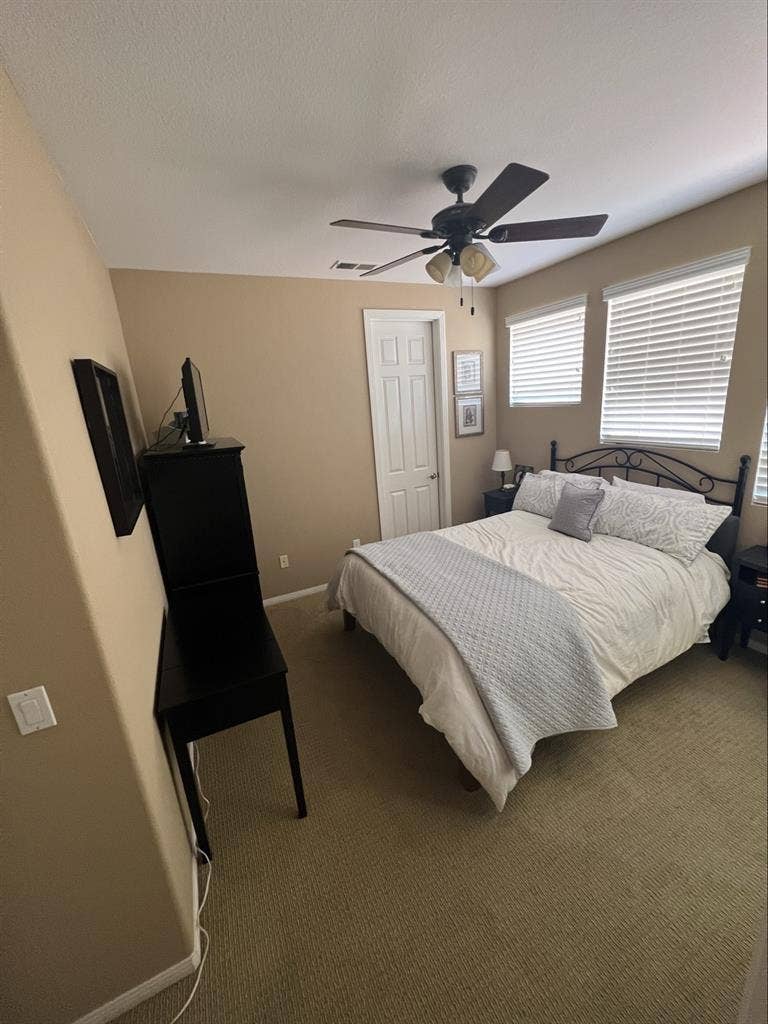 Furnished Room w/ balcony &  pool